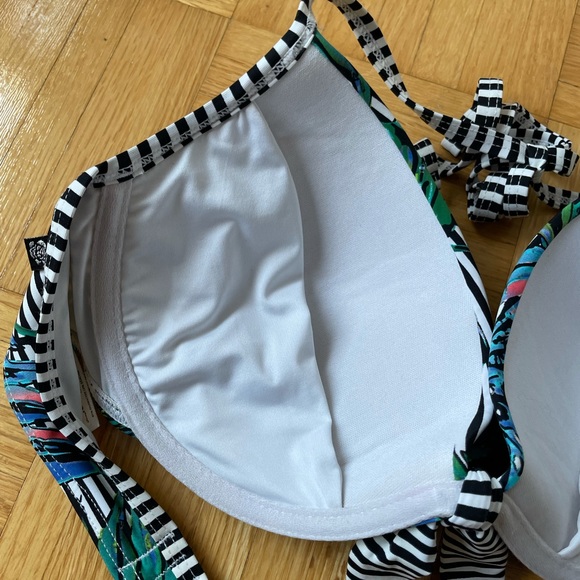 La Vie en Rose Bikini Top - Picture 6 of 6